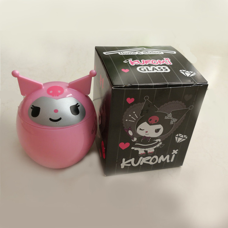ماگ مدل در دار kuromi