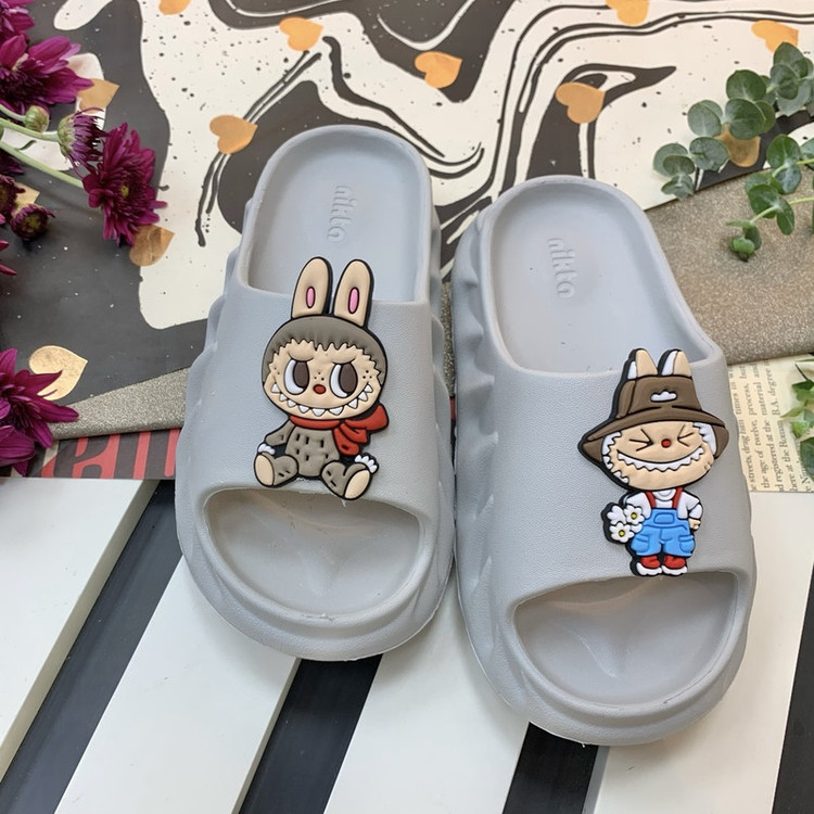 دمپایی حمام بچگانه نیکتا مدل لبوبو کد GR-04