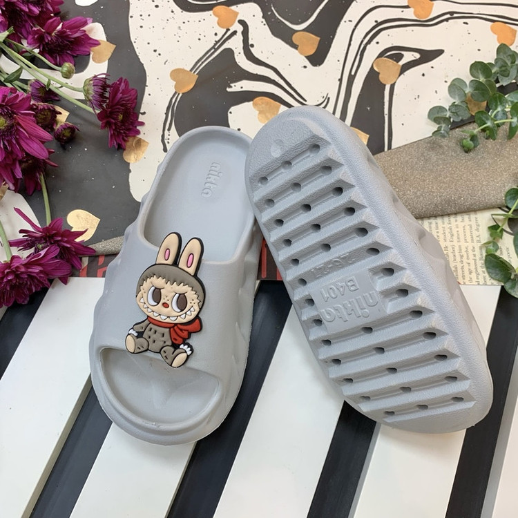 دمپایی حمام بچگانه نیکتا مدل لبوبو کد GR-04