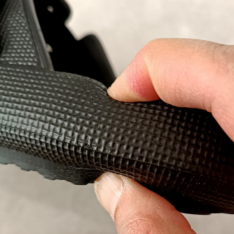 دمپایی حمام مدل Cybernike-Bk