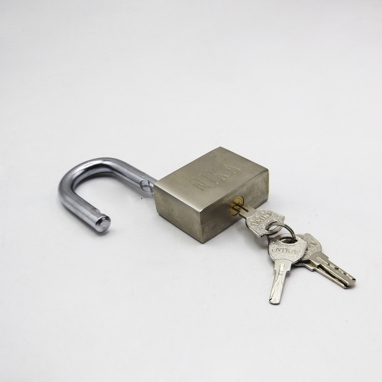 قفل آویز نیکا مدل لوکس کد YP-70MM