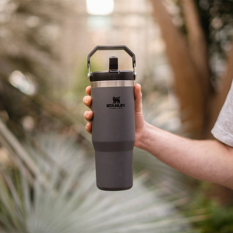 قمقمه 0.88 لیتری مدل Iceflow Flip Straw Tumbler، جنس استیل، دارای درب پیچی با سری پیچی آساننوش نیدار، عایق حرارت استیل