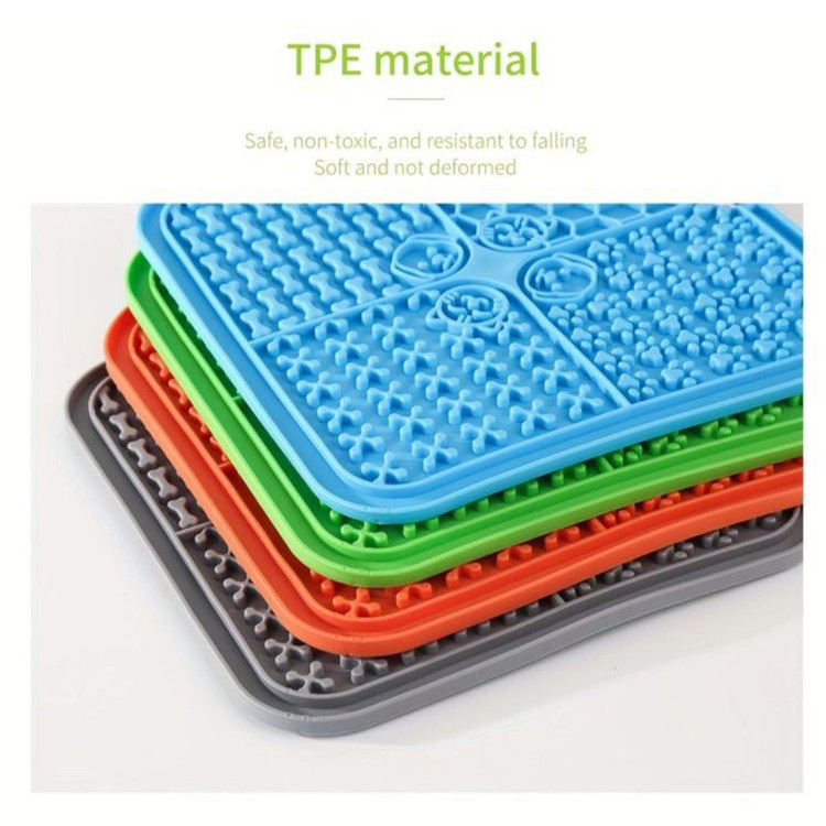 مت لیسیدنی سگ و گربه مدل آرامخوار سیلیکونی 22x22 سانتیمتر، کاهش اضطراب و جلوگیری از چاقی، قابل استفاده در فریزر و مایکروویو، دارای حباب چسبنده ضد لغزش