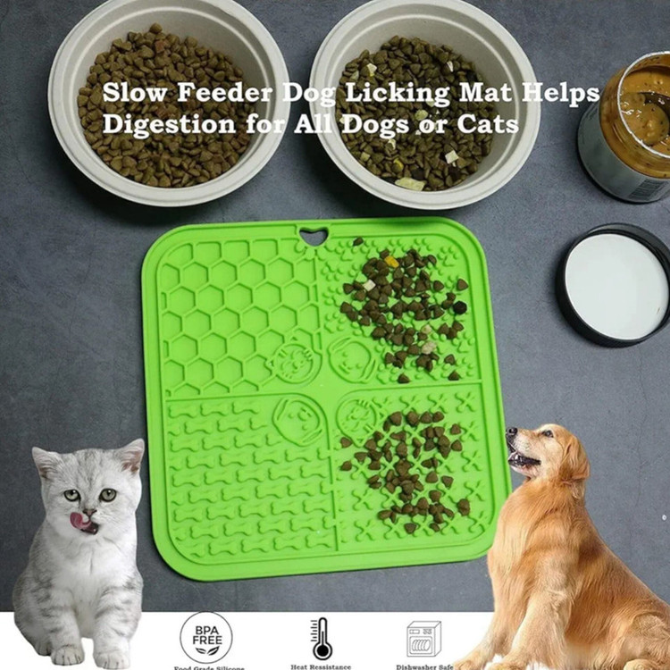 مت لیسیدنی سگ و گربه مدل آرامخوار سیلیکونی 22x22 سانتیمتر، کاهش اضطراب و جلوگیری از چاقی، قابل استفاده در فریزر و مایکروویو، دارای حباب چسبنده ضد لغزش