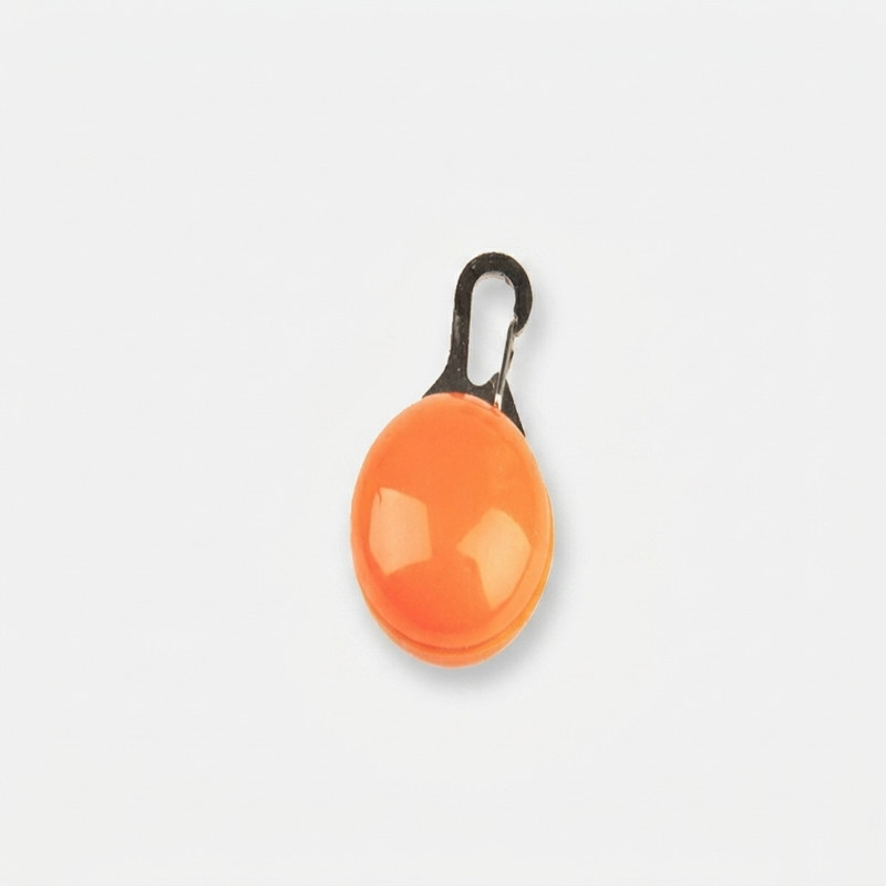 گردن آویز چراغ دار سگ و گربه مدل LED TAG قابل اتصال به قلاده گردنی جهت دید در شب وزن 21 گرم ابعاد 3x6 سانتی‌متر