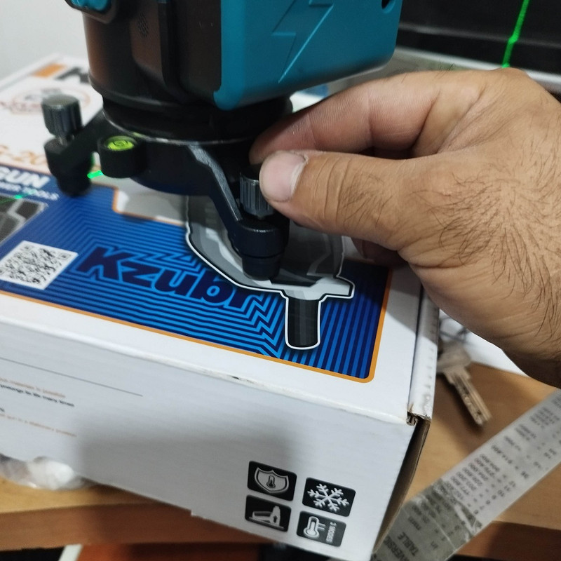 تراز لیزری تی ماکوتا مدل 4 بعدی نور سبز کد TM-4D19WF