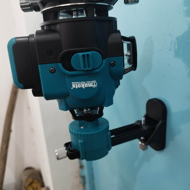 تراز لیزری تی ماکوتا مدل 4 بعدی نور سبز کد TM-4D19WF